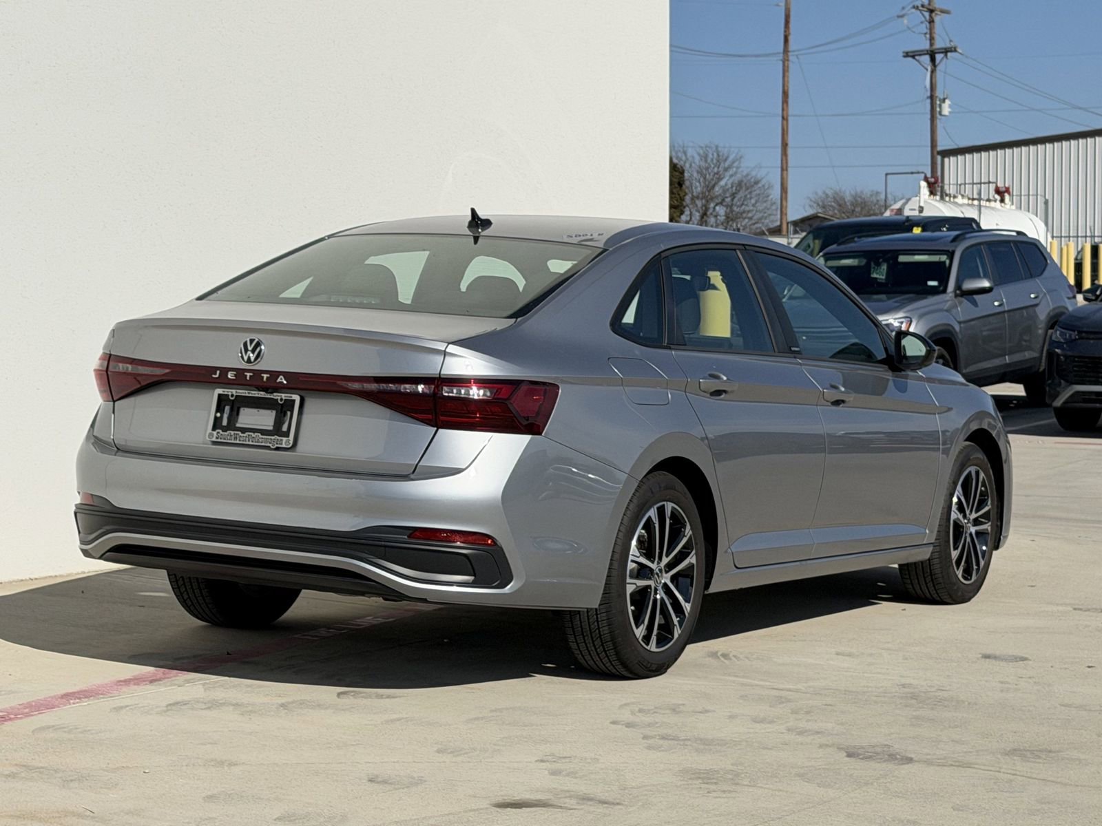 Used 2025 Volkswagen Jetta Sport image 4