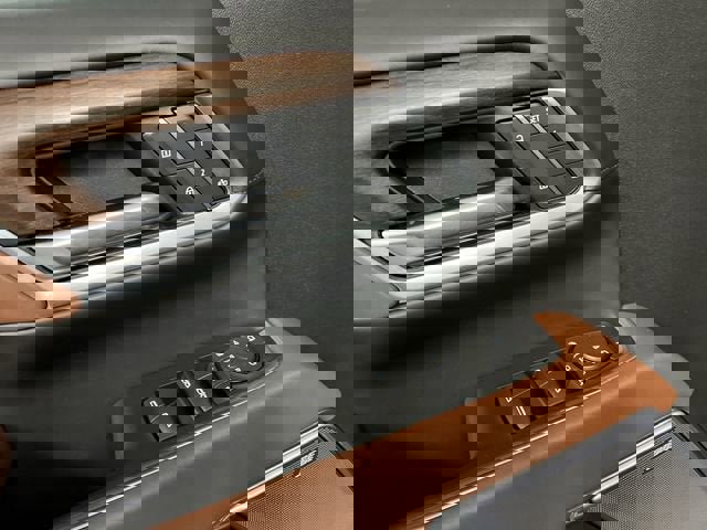 Certified 2025 GMC Sierra 2500 Denali Ultimate image 24