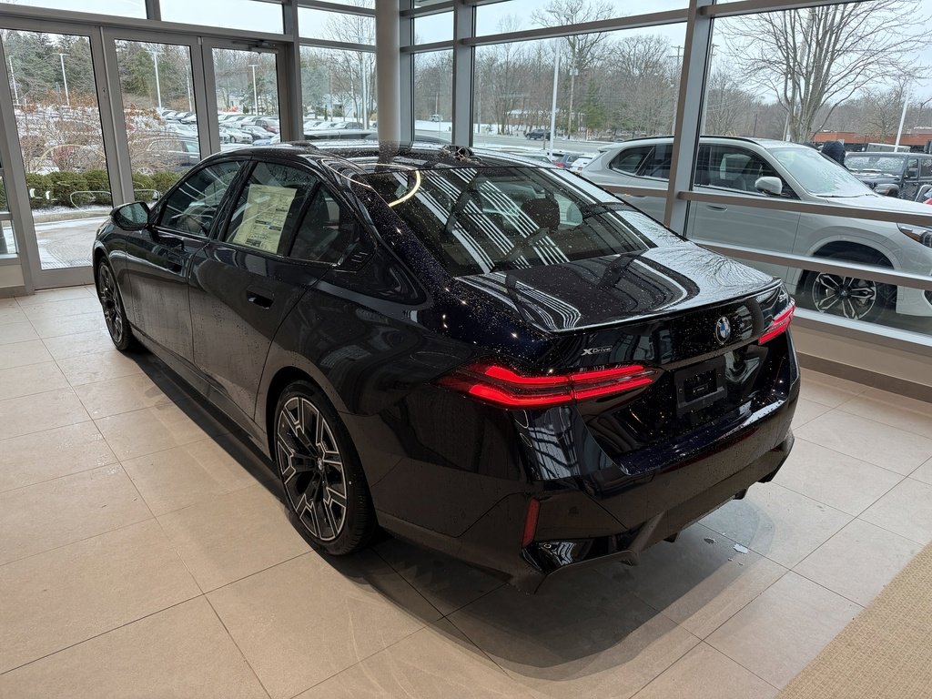 New 2026 BMW 530i xDrive w/ M Sport Package image 4