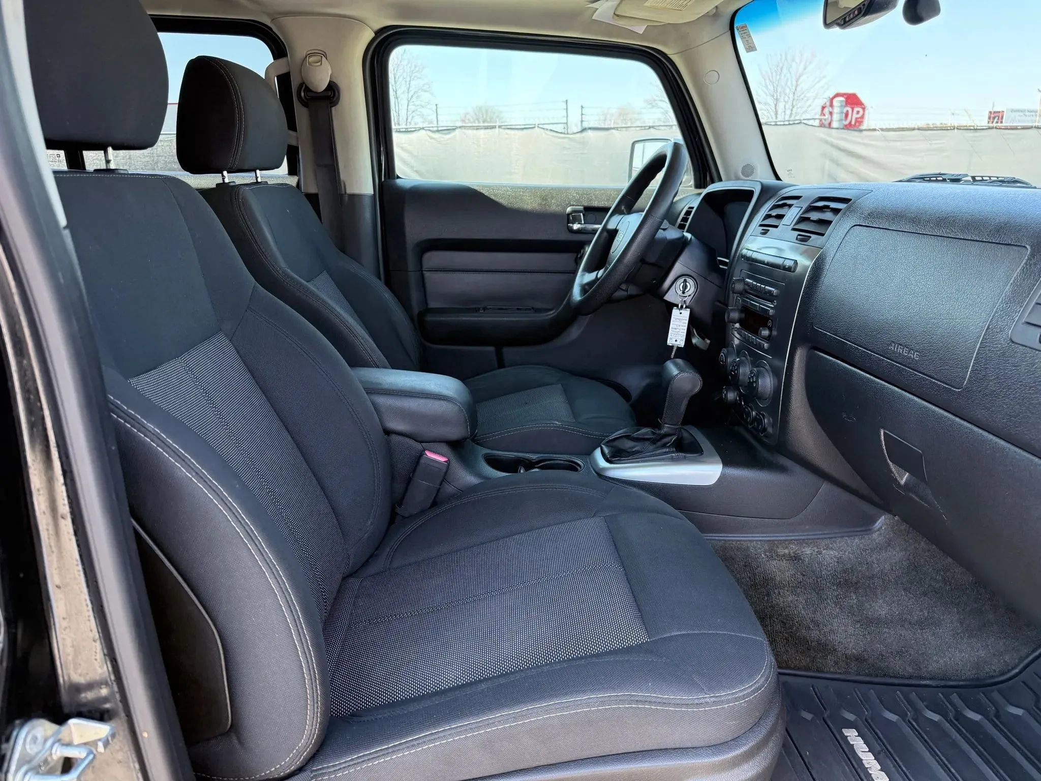 Used 2006 HUMMER H3 Luxury w/ Chrome Appearance Package image 18