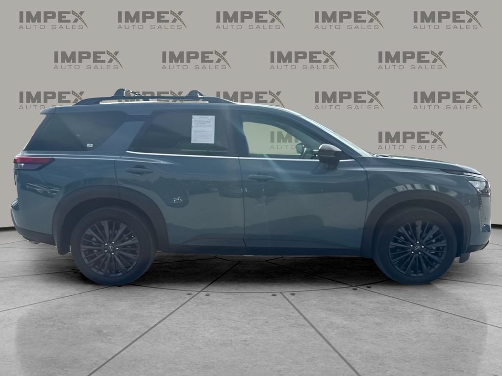 Used 2026 Nissan Pathfinder SL w/ SL Premium Package AWD/4WD image 6