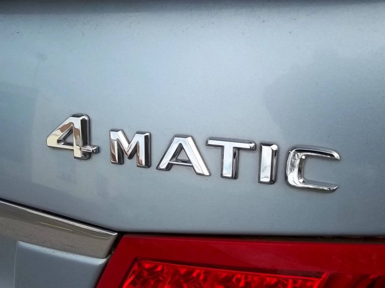 Used 2013 Mercedes-Benz E 350 4MATIC Sedan image 28