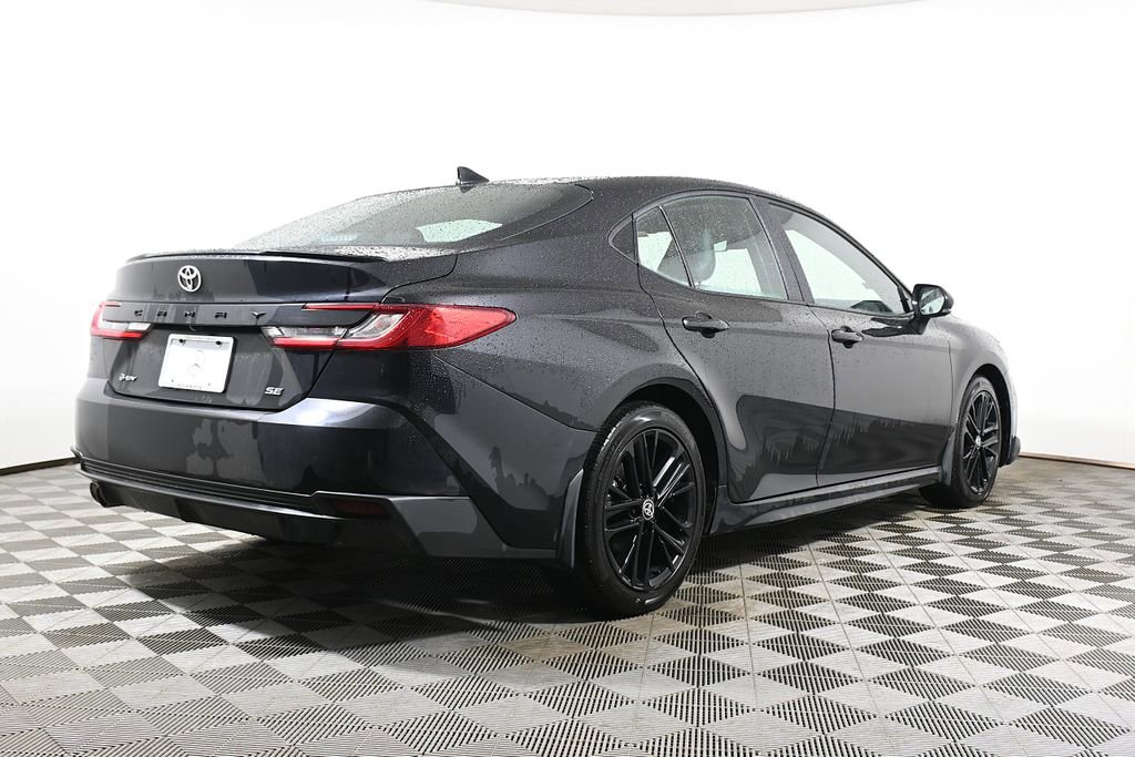 Used 2025 Toyota Camry SE w/ Convenience Package image 7