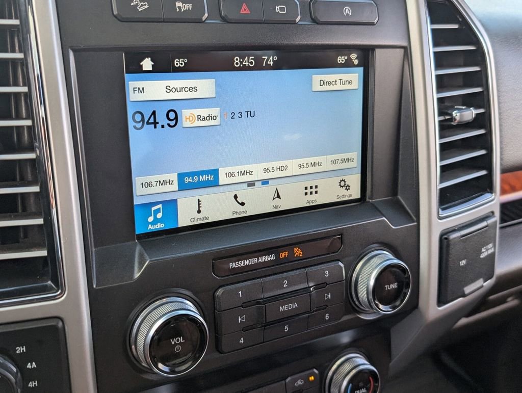 Used 2019 Ford F150 King Ranch w/ Equipment Group 601A Luxury AWD/4WD image 21