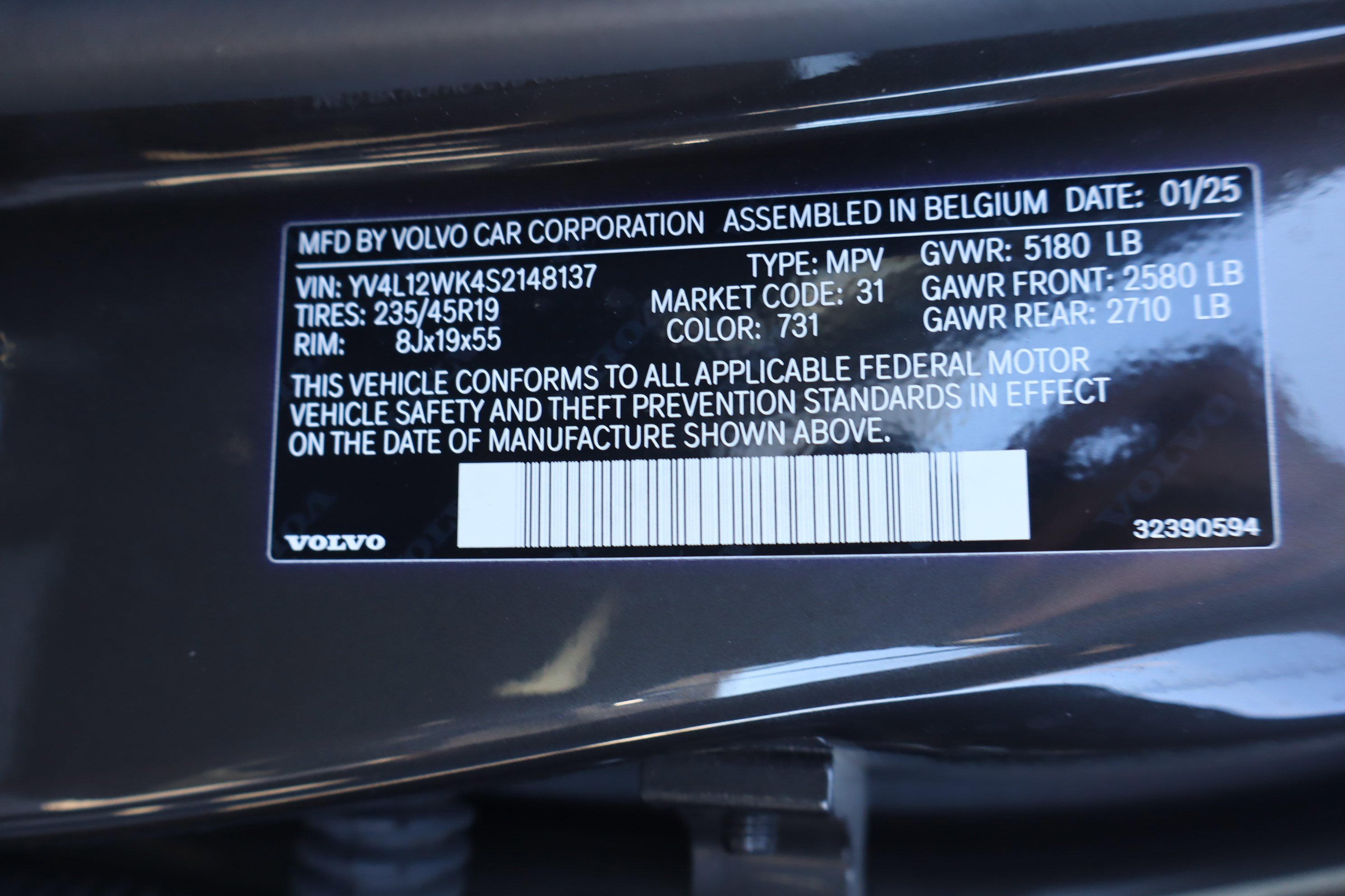 Used 2025 Volvo V60 B5 Cross Country Plus image 42