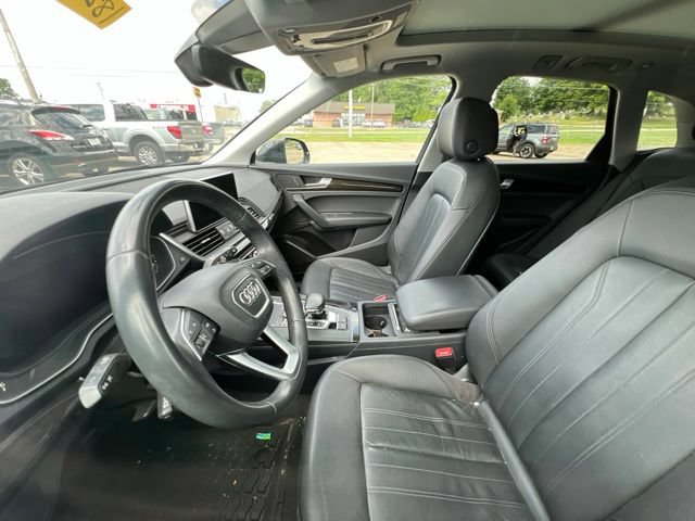 Used 2018 Audi Q5 2.0T Premium Plus w/ Premium Plus Package AWD/4WD image 11
