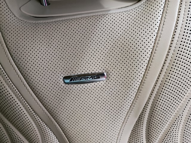 Used 2015 Mercedes-Benz S 63 AMG 4MATIC Coupe image 36