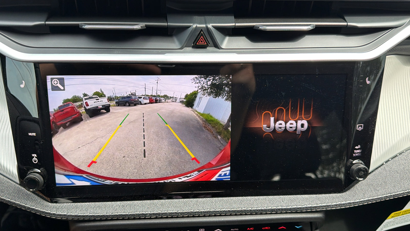 New 2026 Jeep Cherokee Laredo AWD/4WD image 19
