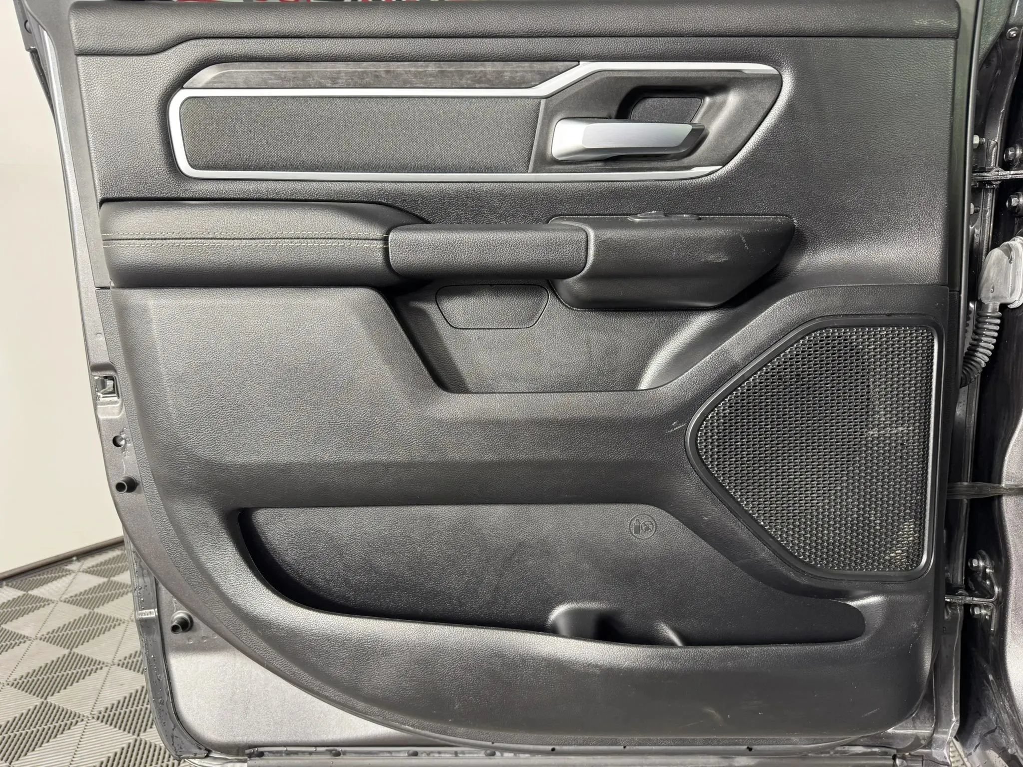 Used 2021 RAM 1500 Big Horn AWD/4WD image 39