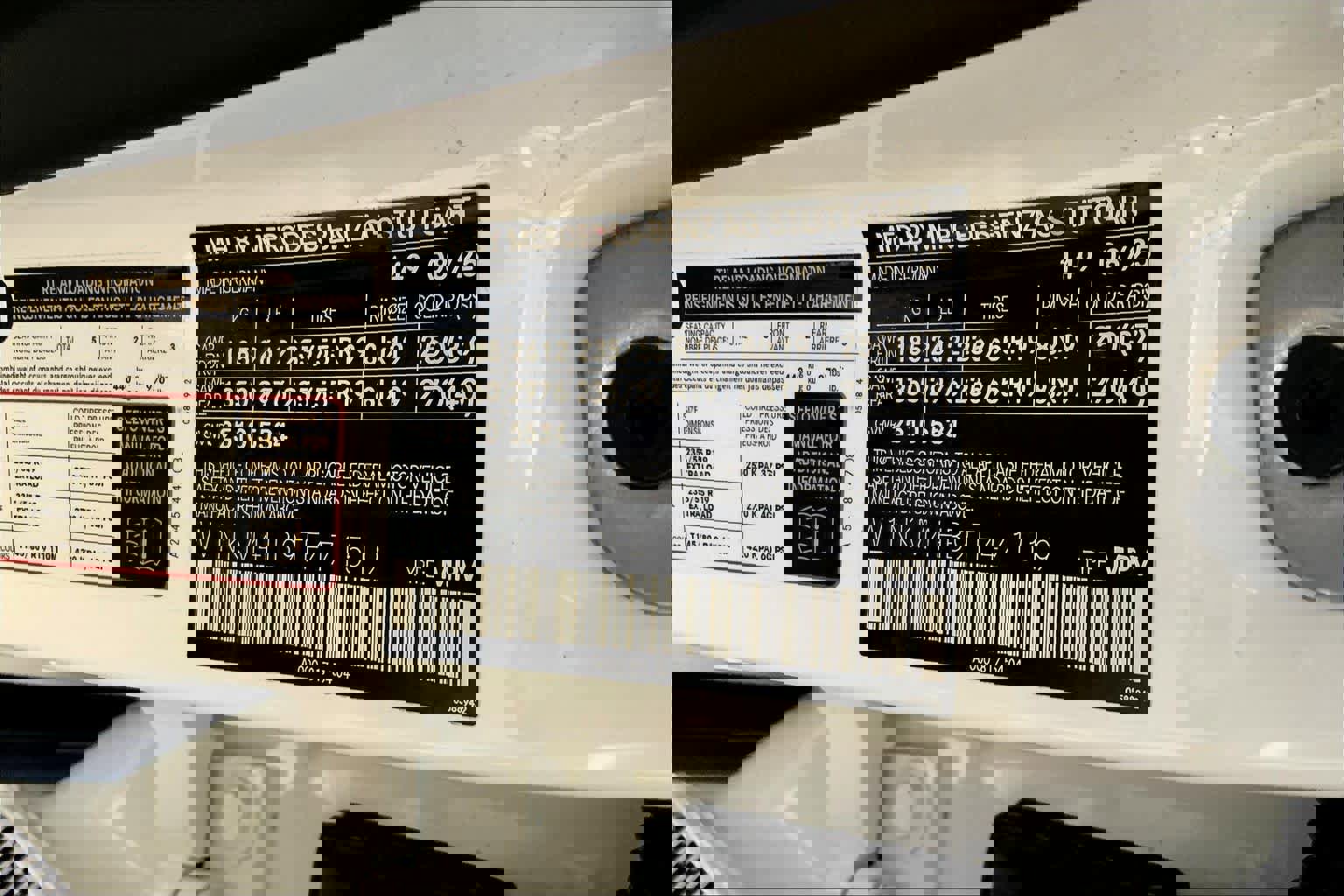 Certified 2026 Mercedes-Benz GLC 300 4MATIC image 34