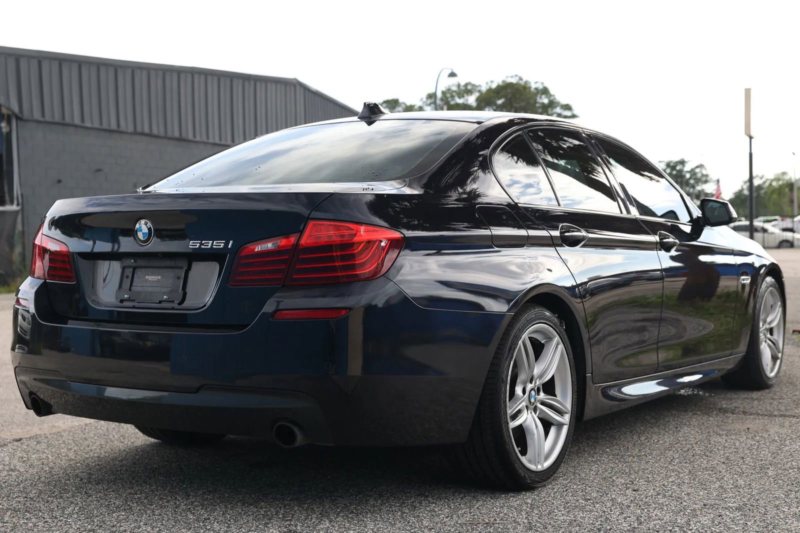 Used 2016 BMW 535i Sedan RWD image 7