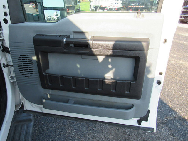 Used 2015 Ford F350 XL w/ Power Equipment Group RWD image 13