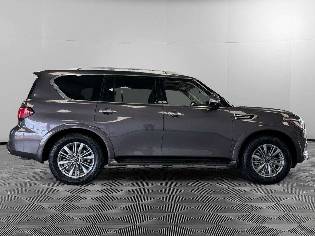Used 2024 INFINITI QX80 Luxe image 9