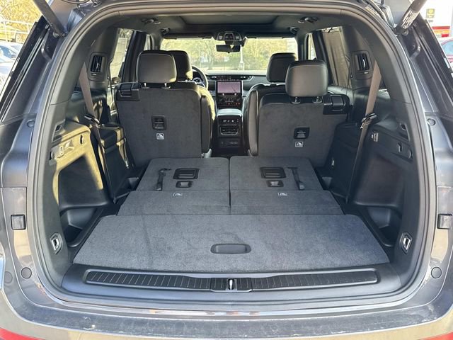 New 2025 Jeep Grand Cherokee L Limited w/ Luxury Tech Group II RWD image 11