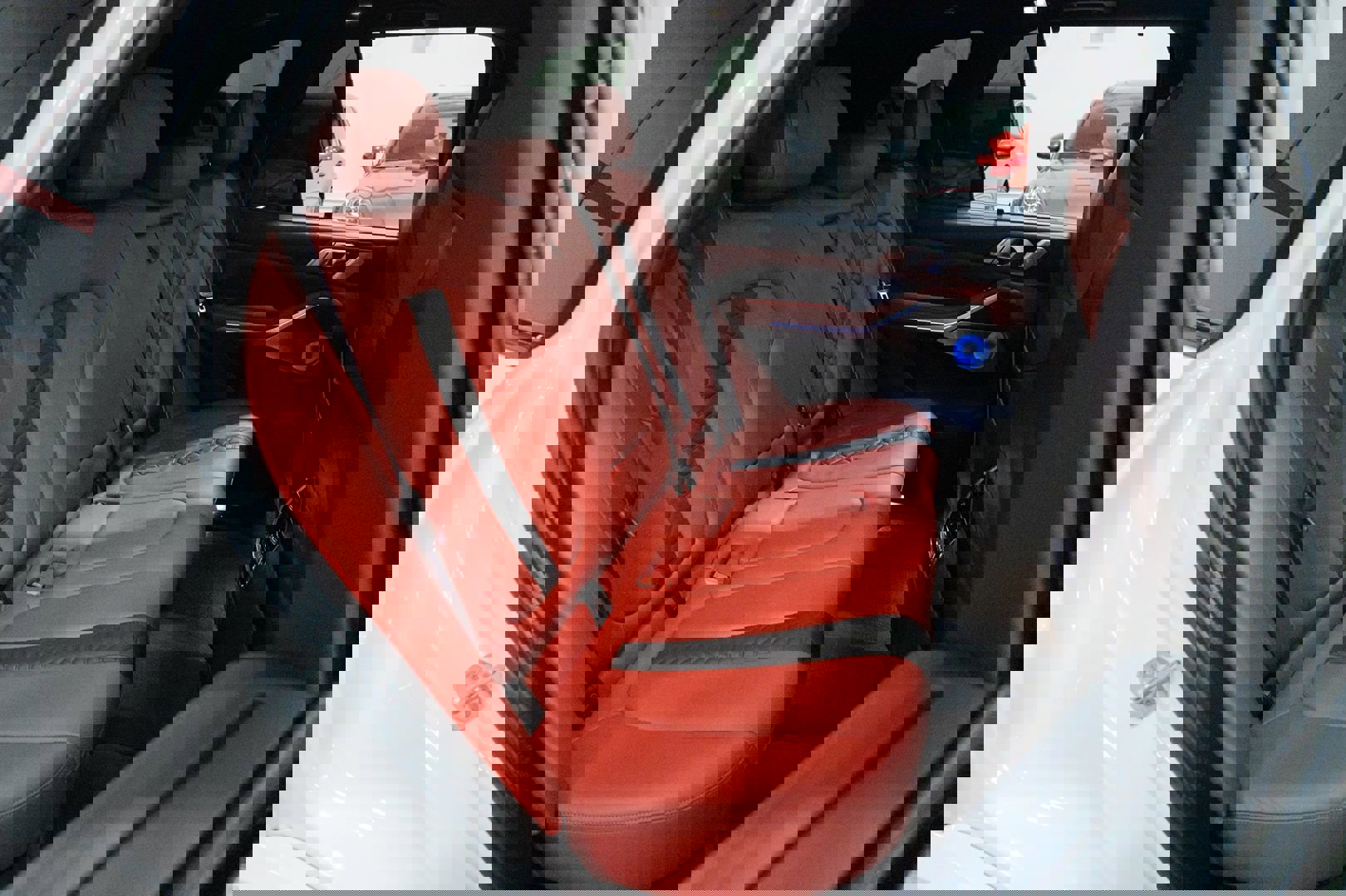 Used 2021 BMW X5 M w/ Competition Package image 32