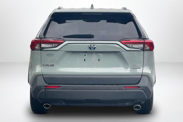 Used 2023 Toyota RAV4 XLE Premium AWD/4WD image 4