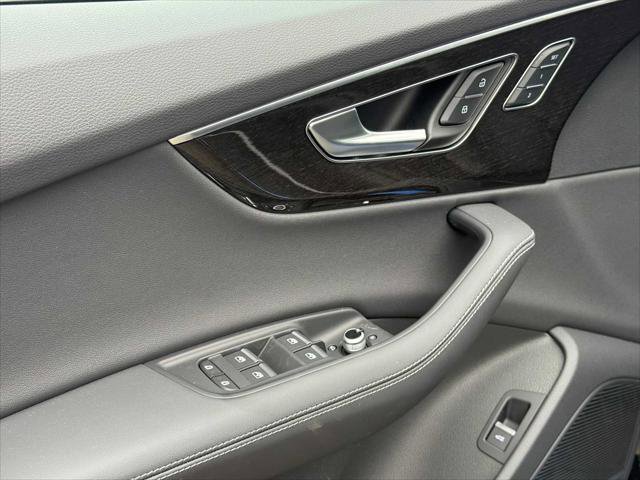 Used 2025 Audi Q7 2.0T Premium Plus w/ Premium Plus Package image 18