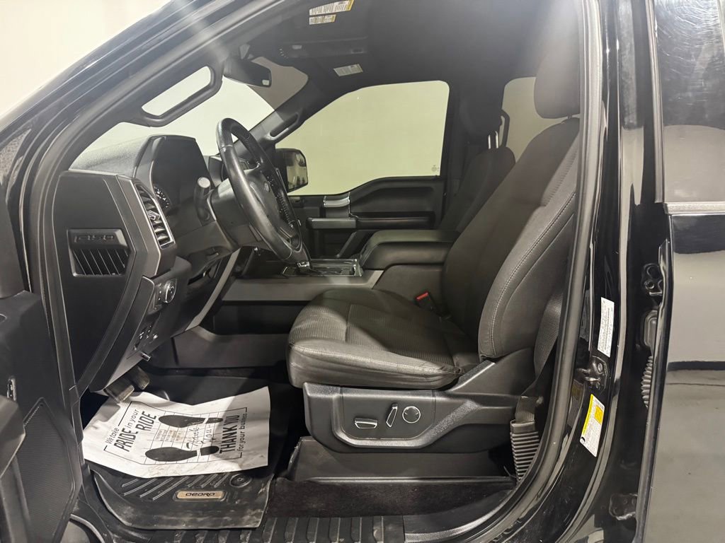 Used 2016 Ford F150 XLT w/ Equipment Group 302A Luxury image 11