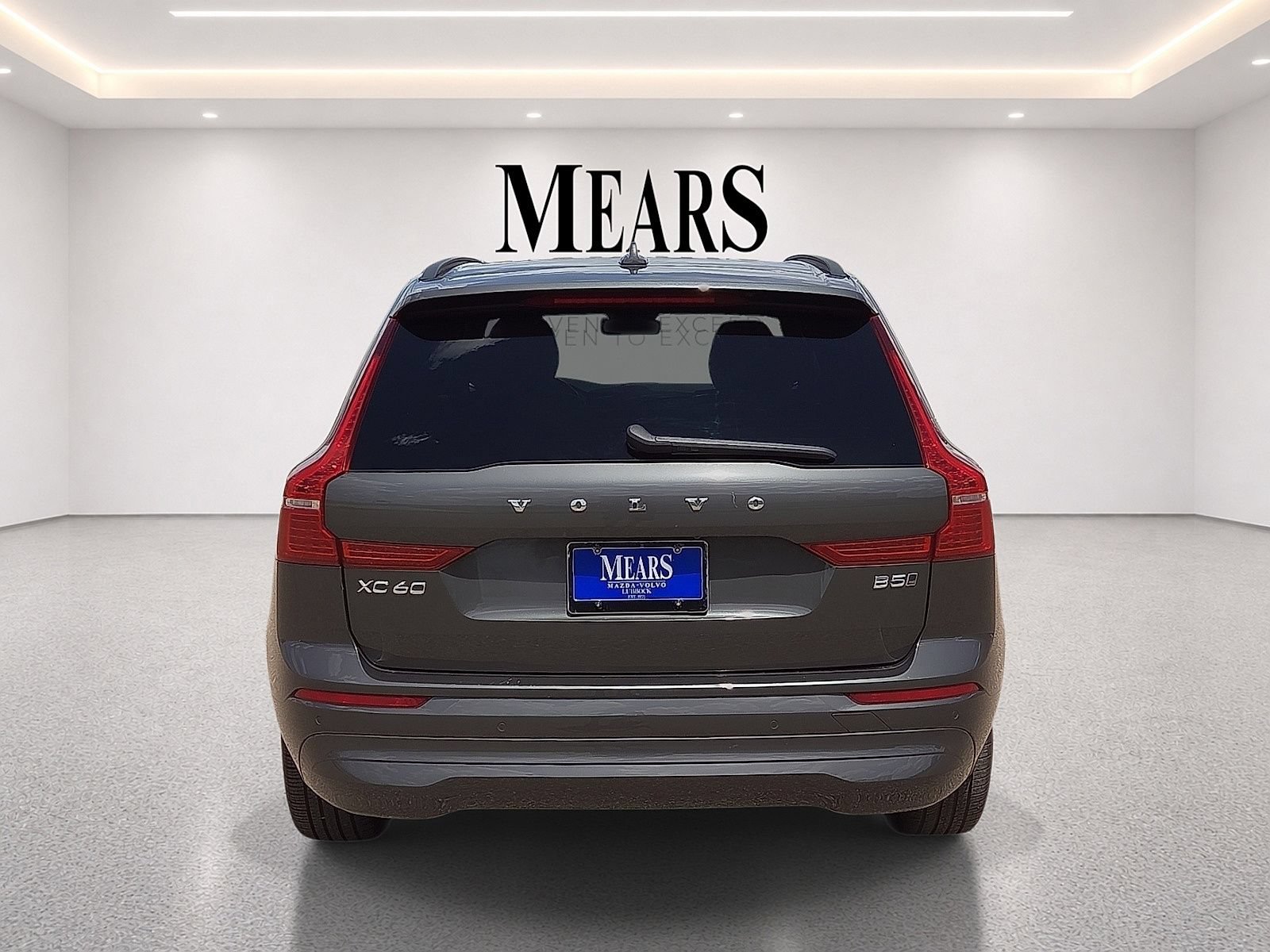 Used 2022 Volvo XC60 B5 Momentum AWD/4WD image 5