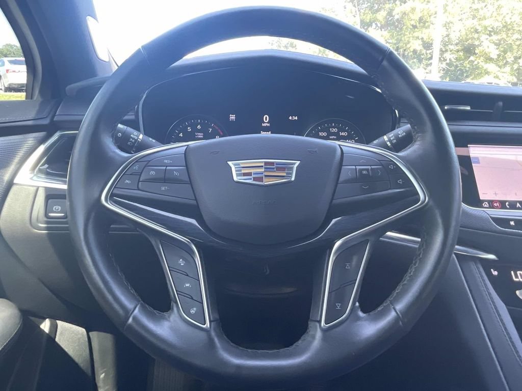 Used 2023 Cadillac XT5 Premium Luxury w/ Technology Package AWD/4WD image 23