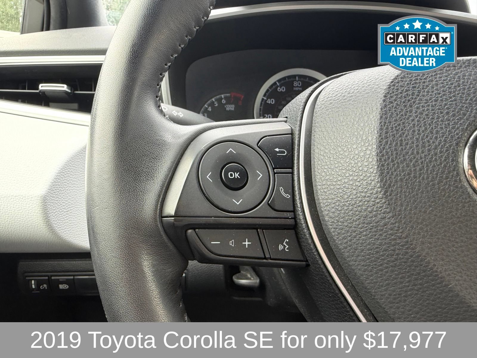 Used 2019 Toyota Corolla SE w/ Carpet Mat Package FWD image 12