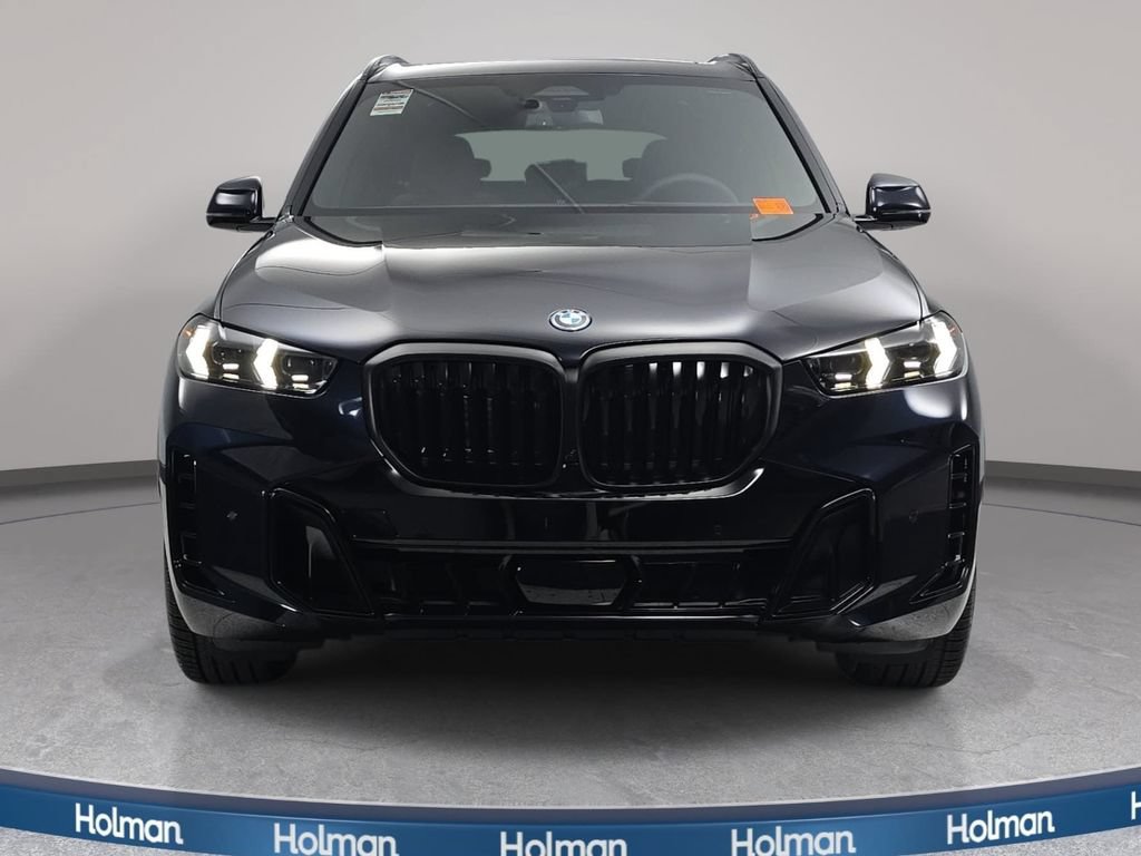 New 2026 BMW X5 xDrive50e w/ M Sport Package AWD/4WD image 2