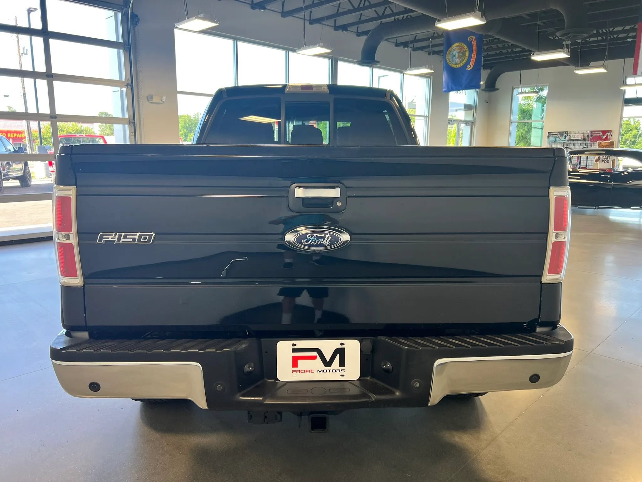 Used 2011 Ford F150 XLT w/ XLT Chrome Pkg AWD/4WD image 6