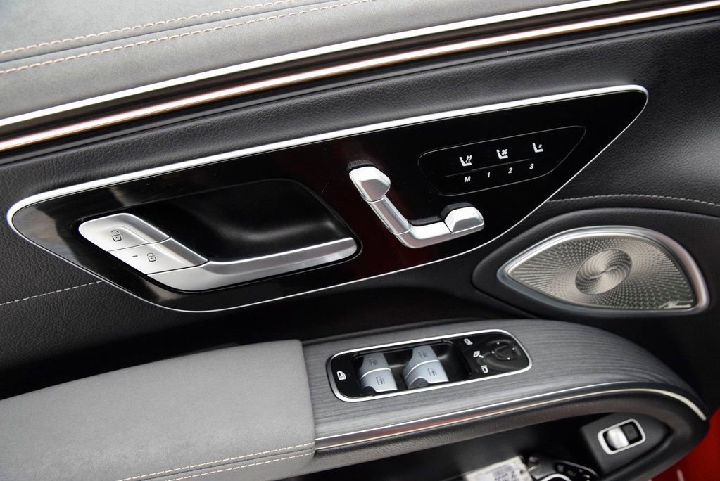 Certified 2023 Mercedes-Benz EQS 580 4MATIC Sedan image 20