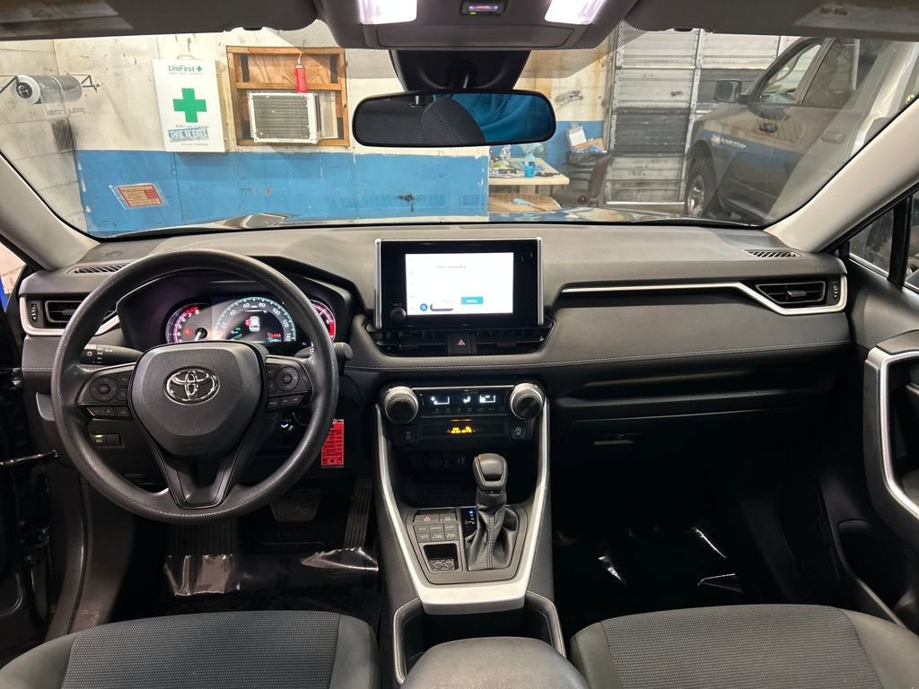 Used 2023 Toyota RAV4 LE image 14