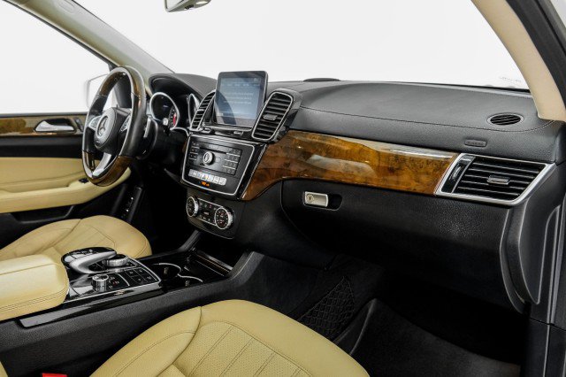 Used 2018 Mercedes-Benz GLS 450 4MATIC image 10