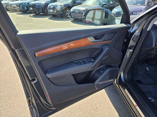 Used 2023 Audi Q5 2.0T Premium Plus w/ Premium Plus Package AWD/4WD image 18