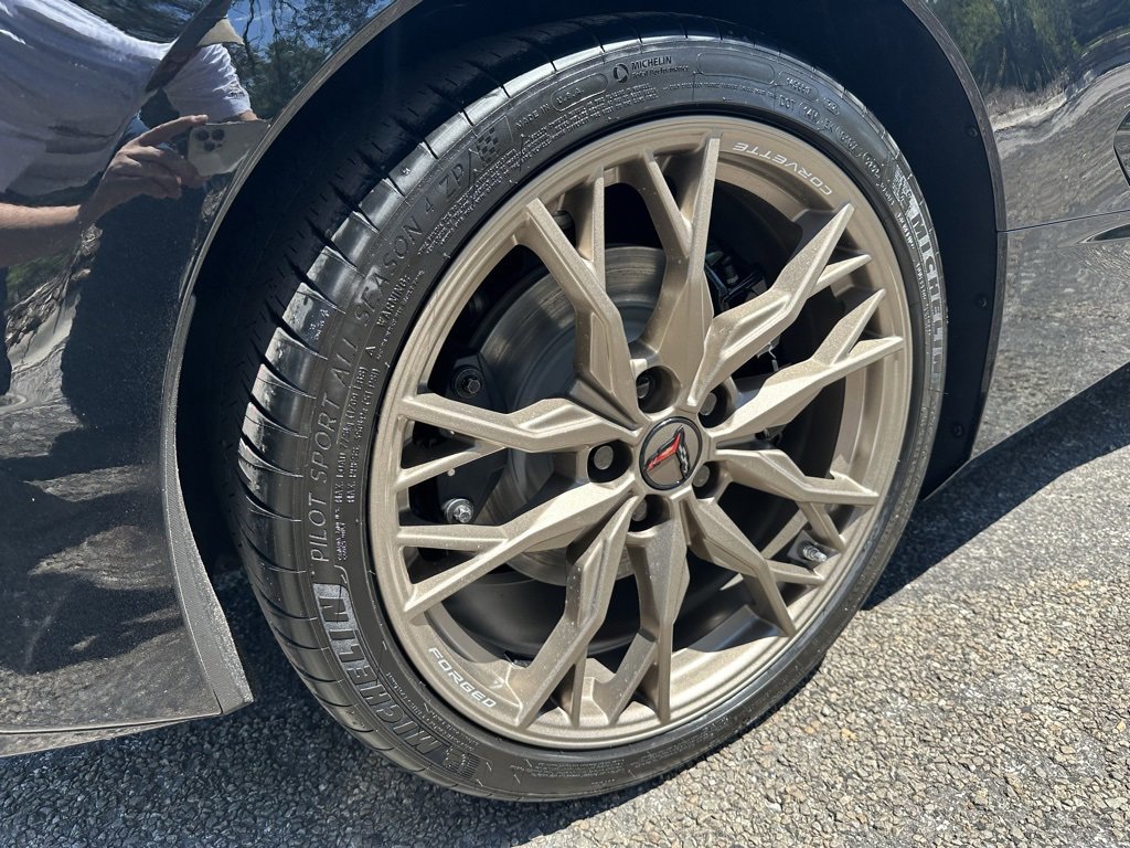 New 2026 Chevrolet Corvette Stingray Premium Cpe w/ Stealth Interior Trim Package image 18