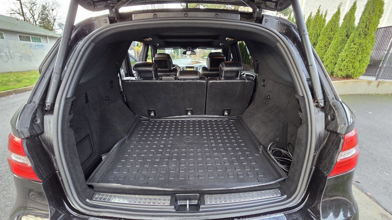 Used 2012 Mercedes-Benz ML 63 AMG 4MATIC image 13