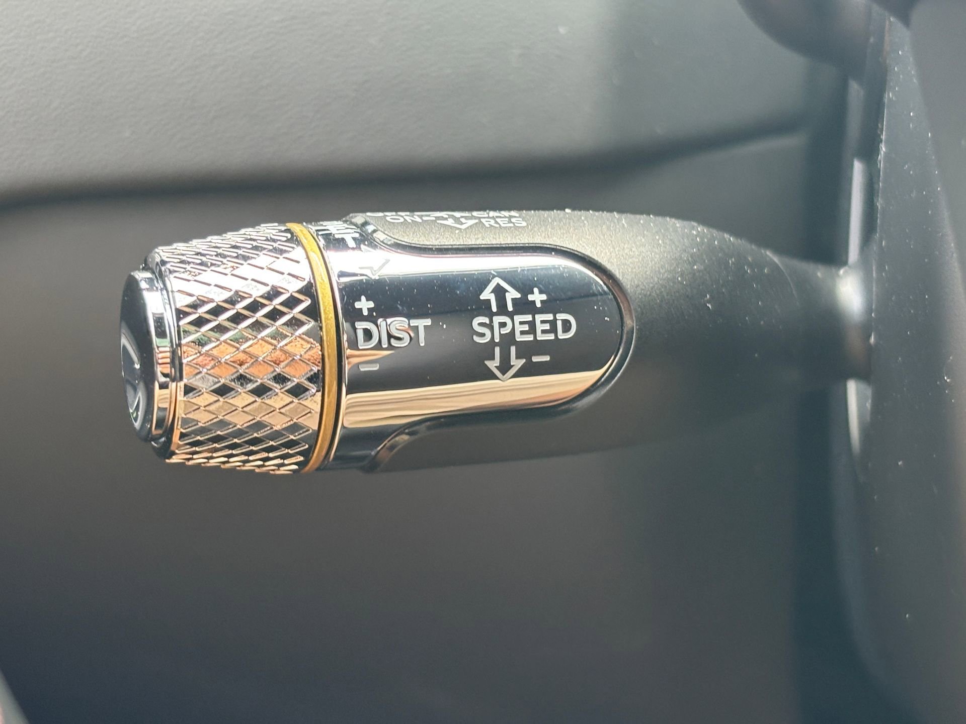 New 2025 Bentley Flying Spur Plug-In Hybrid image 53
