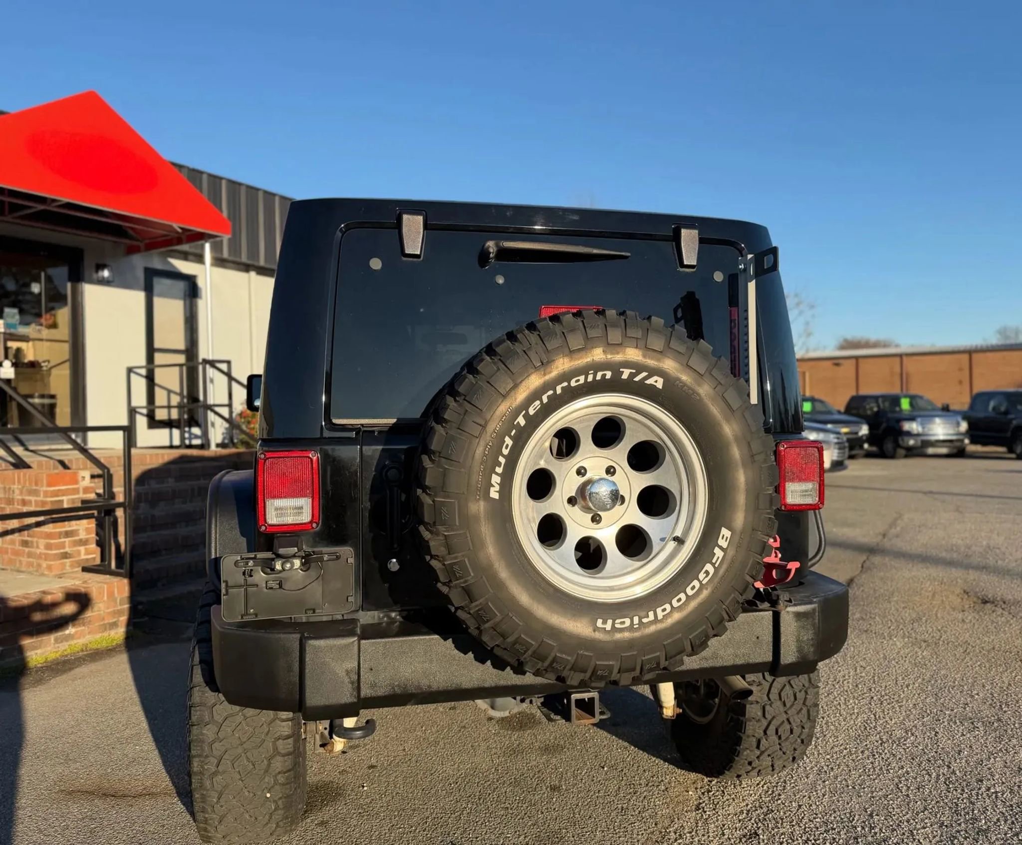 Used 2012 Jeep Wrangler Sport AWD/4WD image 6