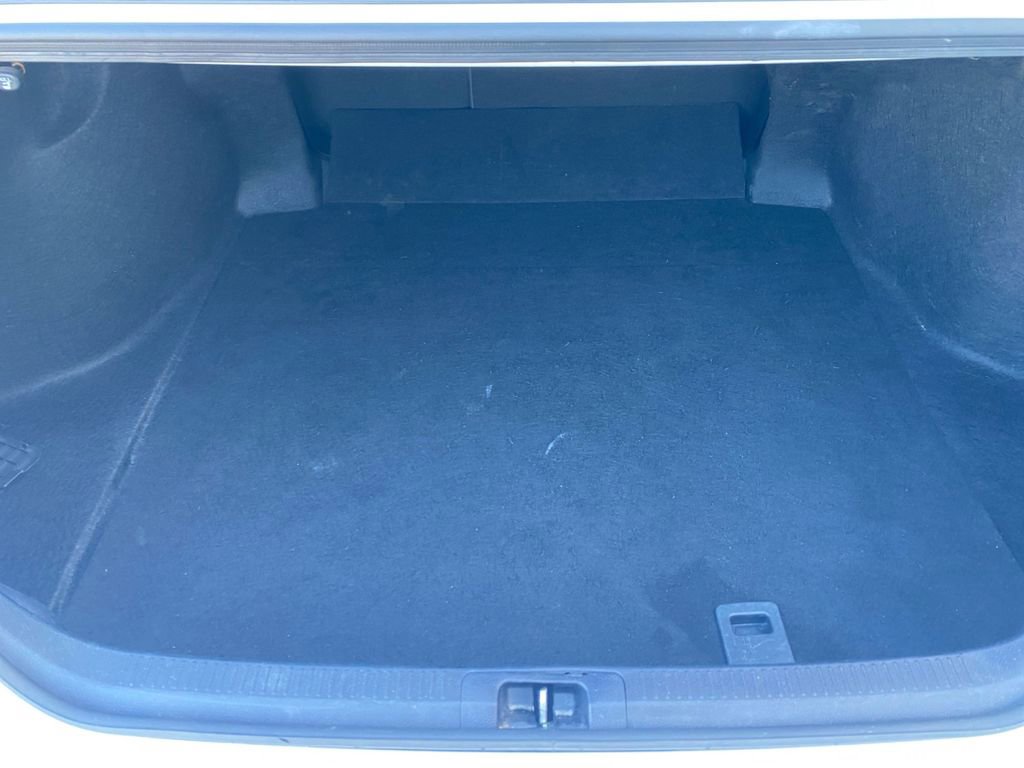 Used 2024 Toyota Camry LE image 30