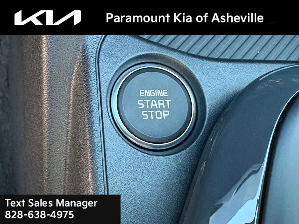 New 2025 Kia K4 EX image 14