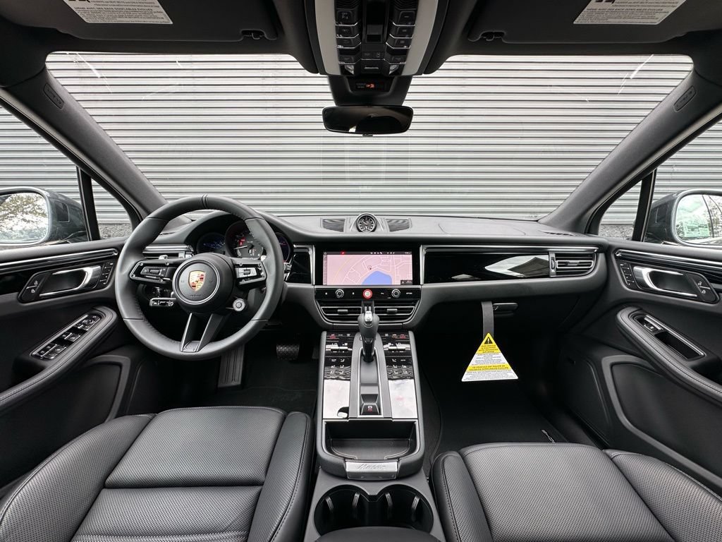 Used 2026 Porsche Macan Turbo AWD/4WD image 6