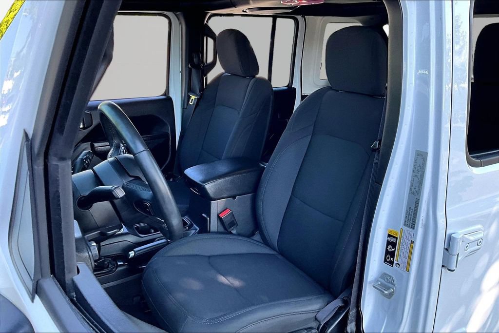 Used 2022 Jeep Wrangler Unlimited Sport AWD/4WD image 15