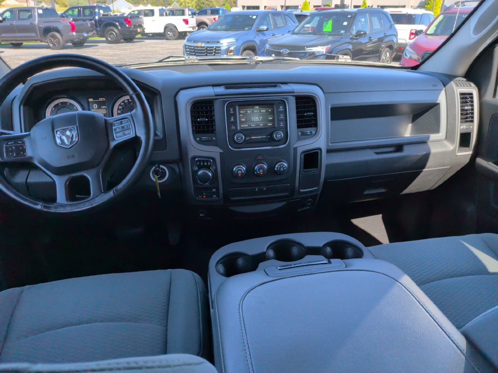 Used 2019 RAM 1500 Express AWD/4WD image 14