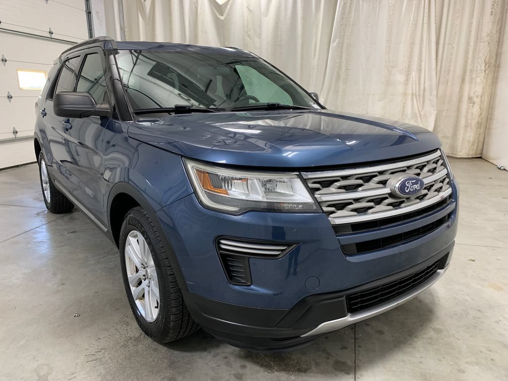 Used 2018 Ford Explorer XLT AWD/4WD image 14