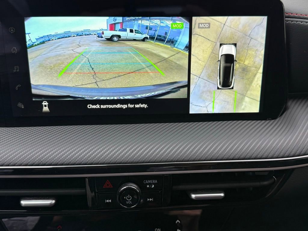 Certified 2025 Nissan Kicks SR image 12