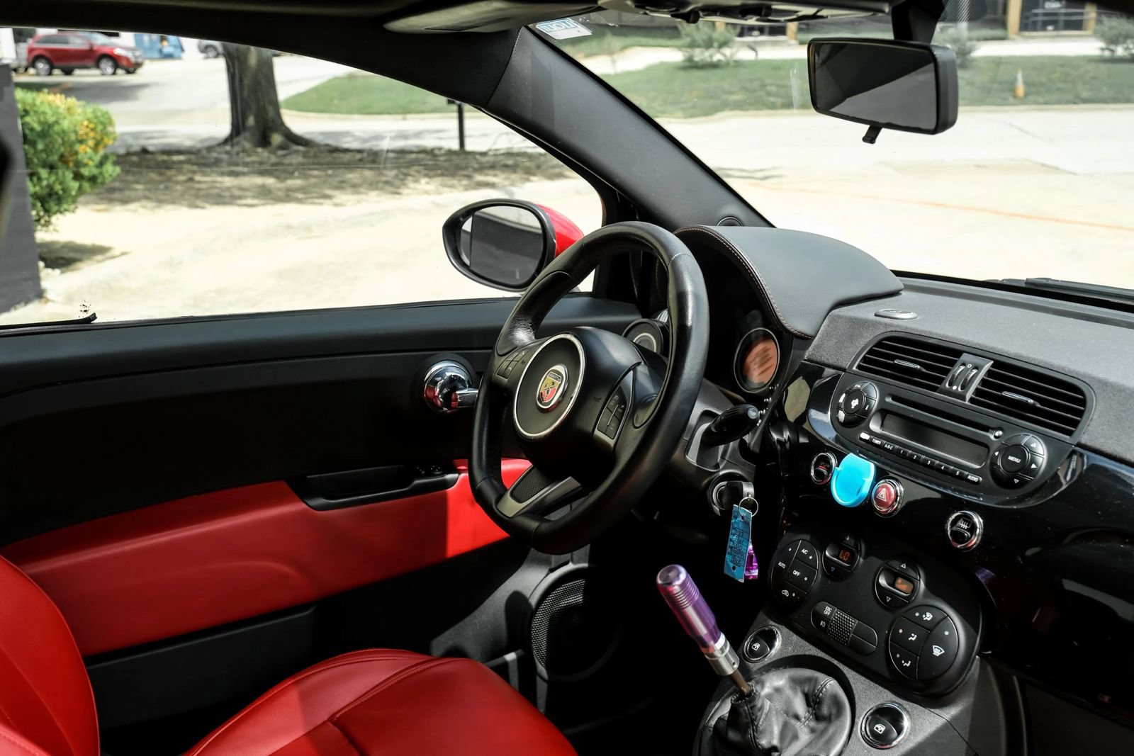 Used 2012 FIAT 500 Abarth w/ Safety & Convenience Pkg FWD image 18