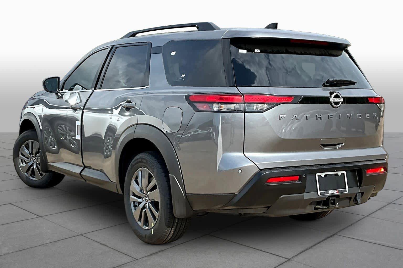 New 2026 Nissan Pathfinder SV w/ SV Premium Package FWD image 7