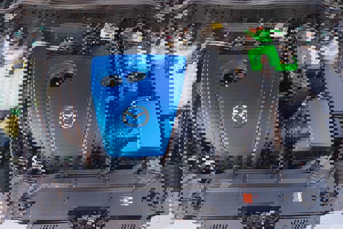 Used 2013 MAZDA MAZDA3 i Touring image 9