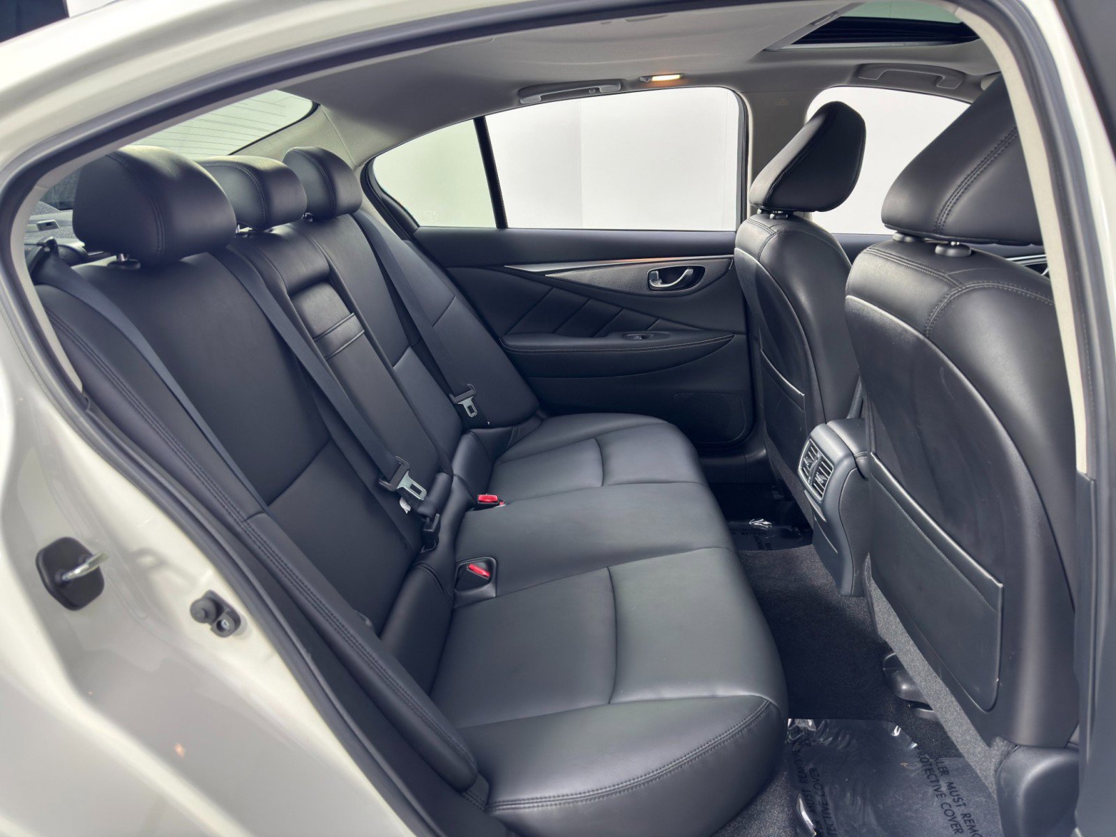 Used 2017 INFINITI Q50 3.0t Premium w/ 3.0T Premium Plus Package image 41