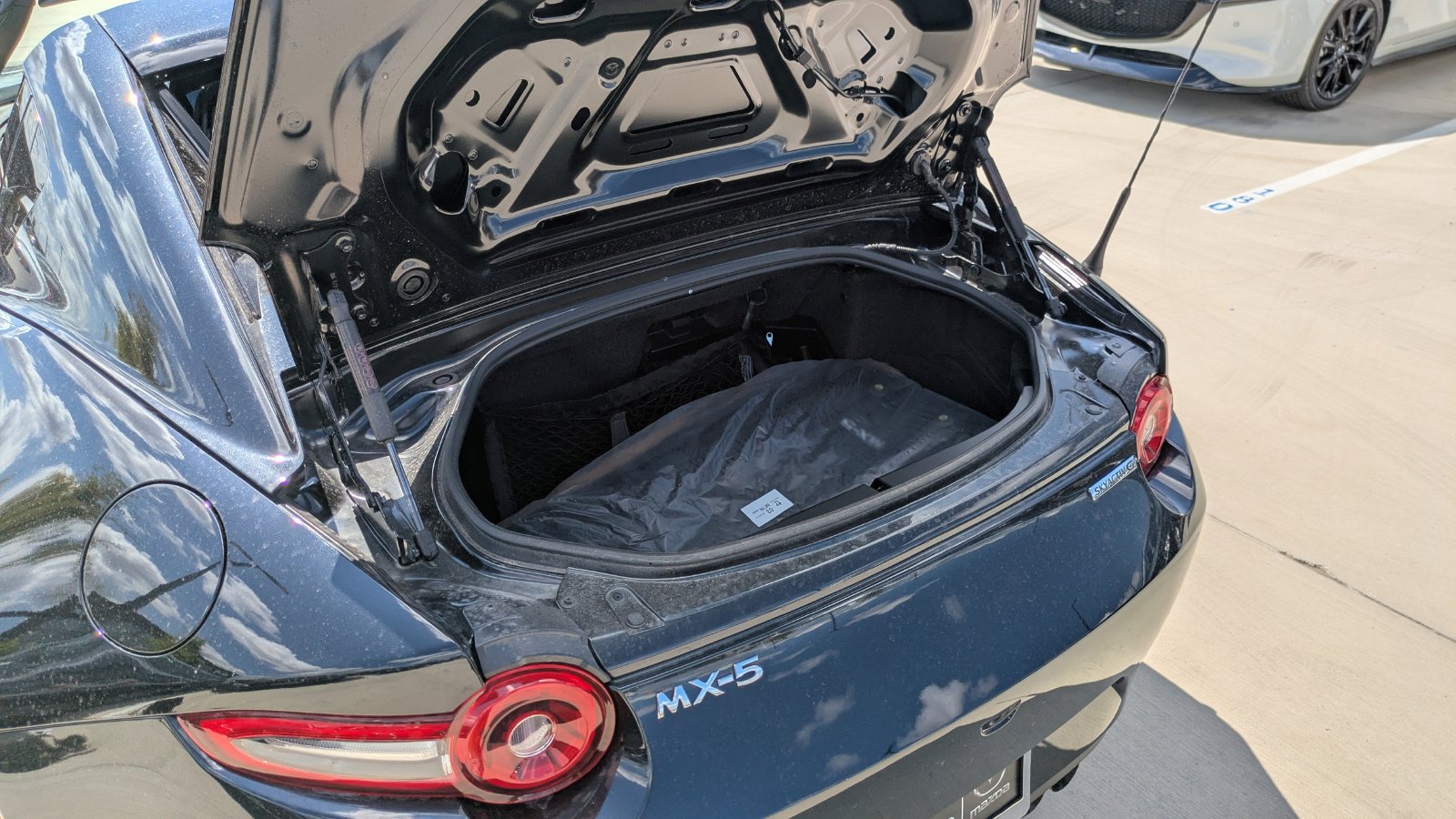 New 2026 MAZDA MX-5 Miata RF Grand Touring RWD image 16