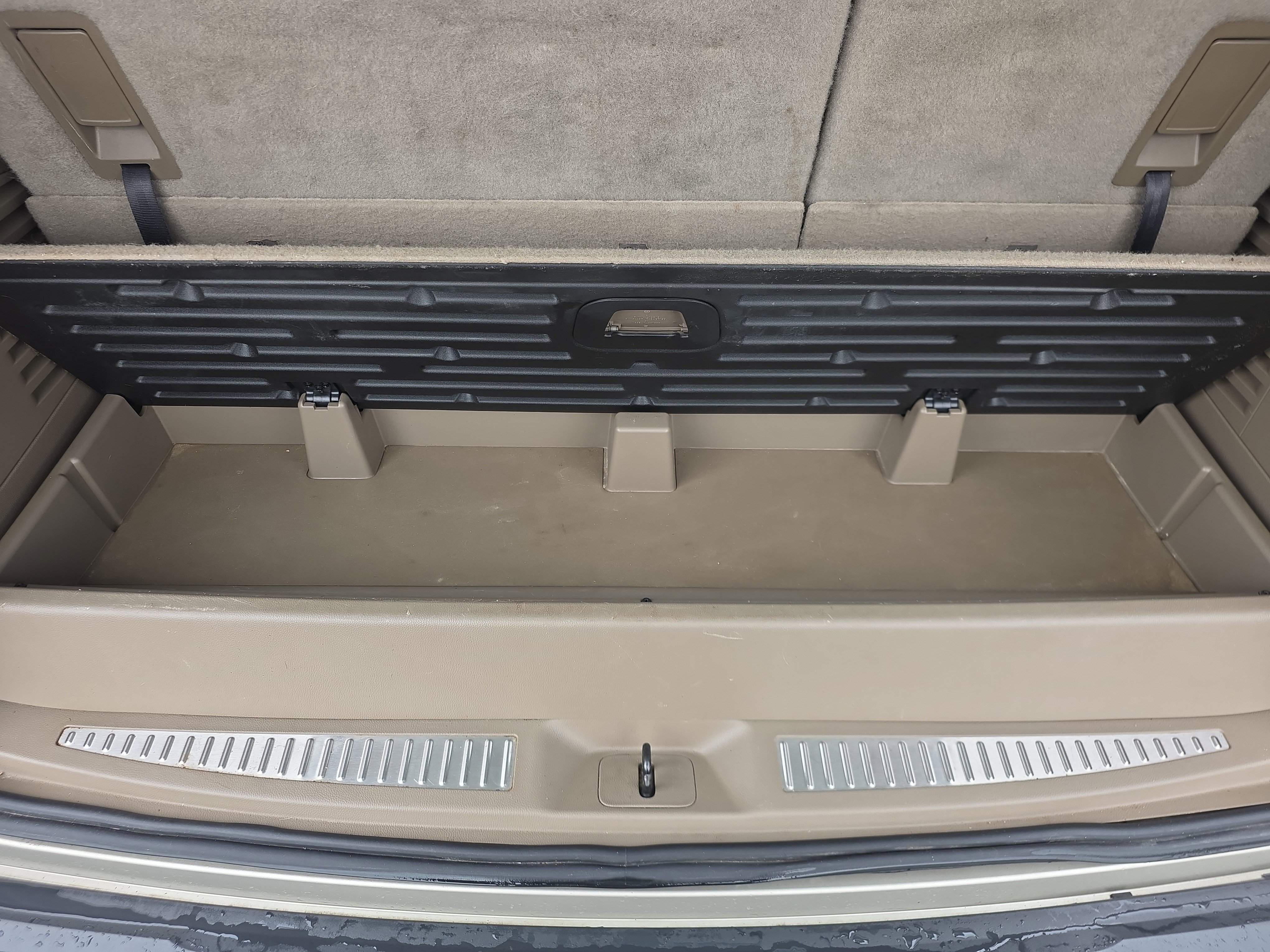 Used 2015 Chevrolet Tahoe LT image 33