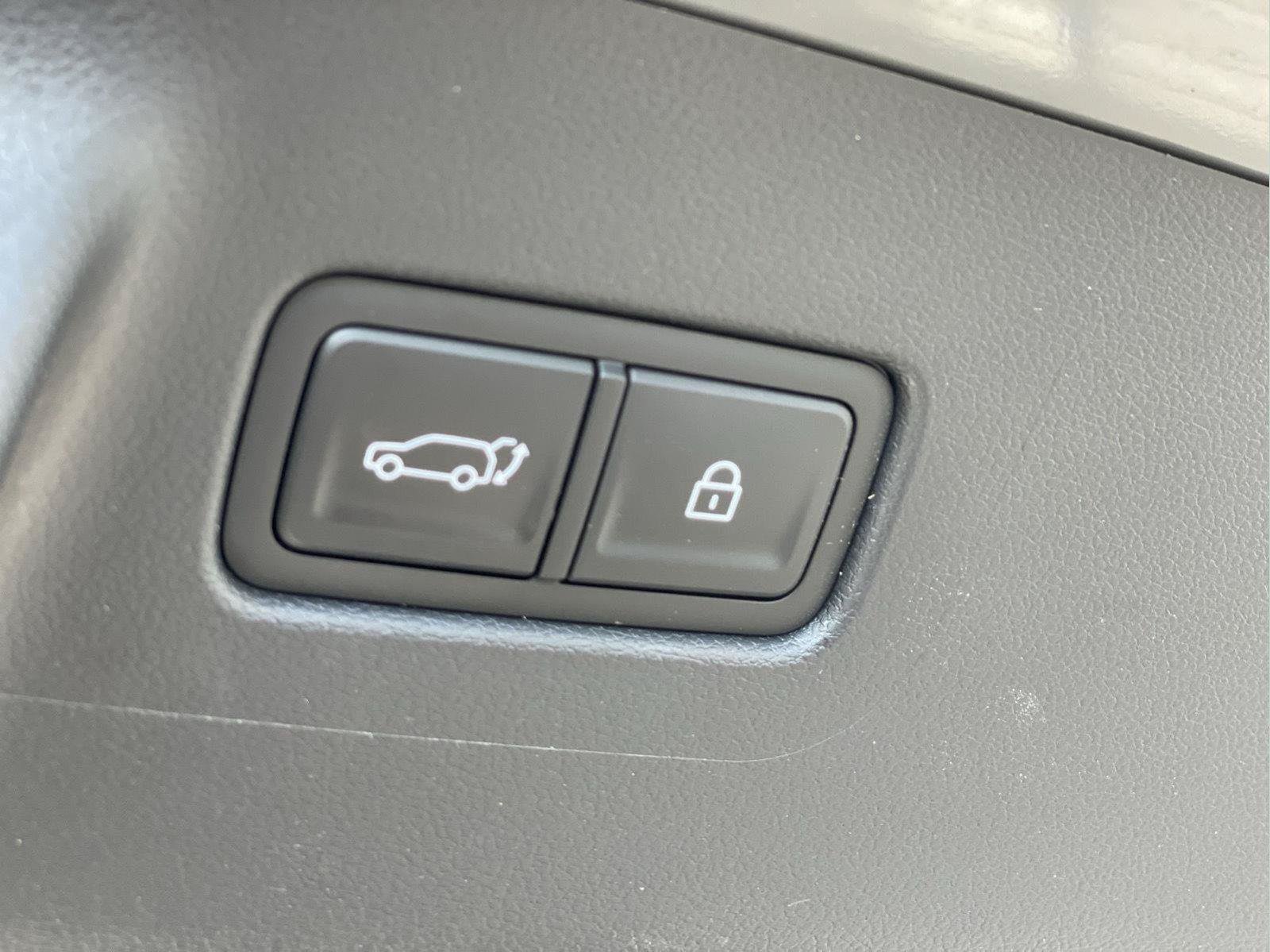Used 2024 Hyundai Santa Fe XRT AWD/4WD image 11