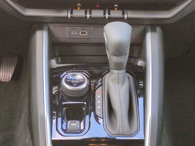Used 2025 Chevrolet Colorado Trail Boss AWD/4WD image 20